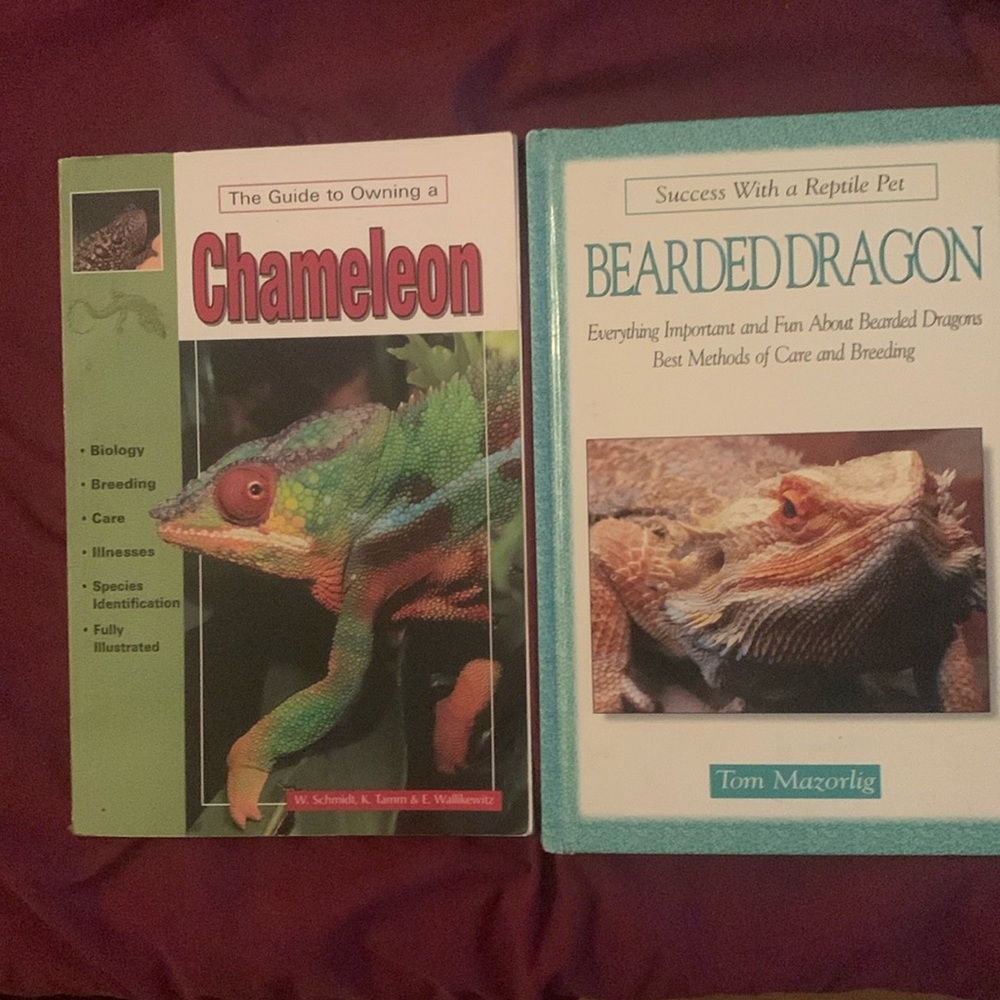 Guide to owning a Chameleon and Bearded Dragon Book Bundle